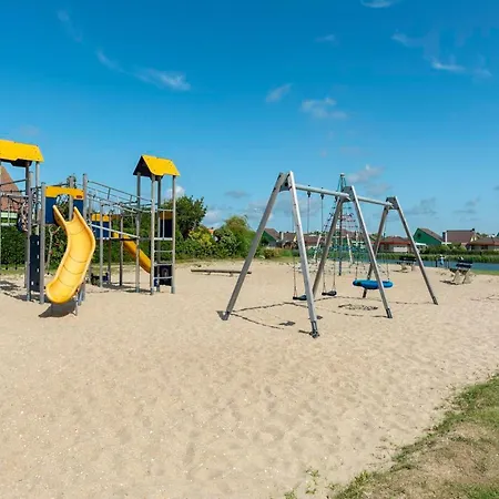 By Dunes With Balcony Views דירה