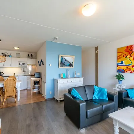 By Dunes With Balcony Views * יוליאנאדורפ