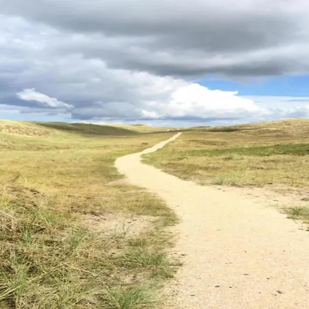 By Dunes With Balcony Views * יוליאנאדורפ