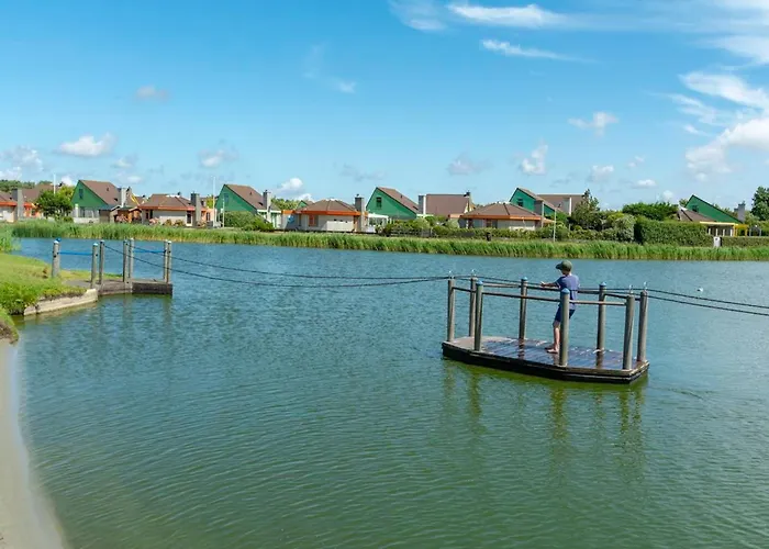By Dunes With Balcony Views *