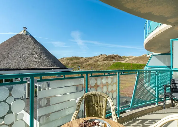 By Dunes With Balcony Views * Julianadorp