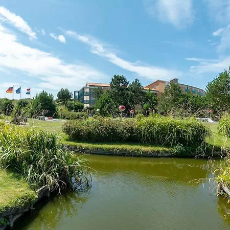 By Dunes With Balcony Views Appartamento
