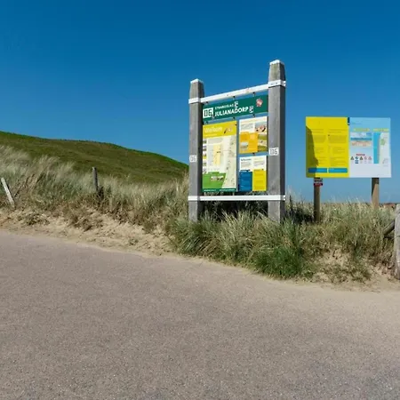 By Dunes With Balcony Views Appartamento *